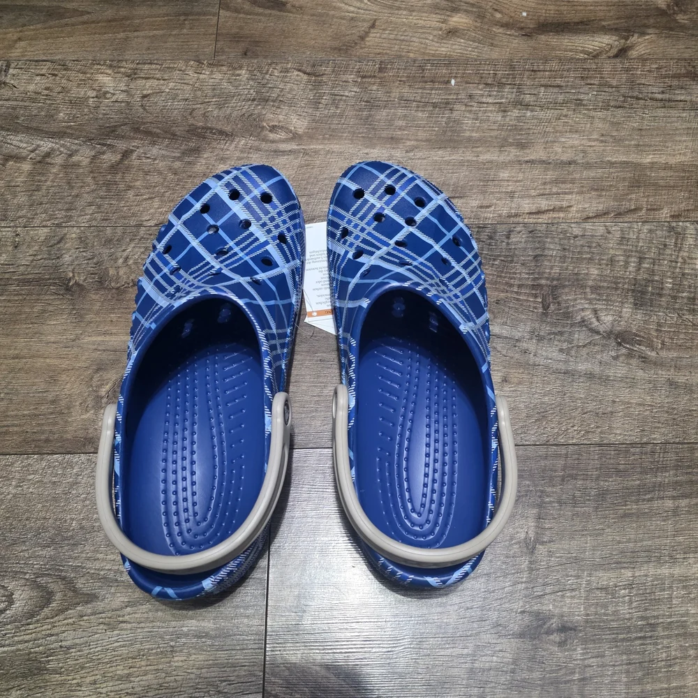 New Crocs Comfort Sandals Men Size 12